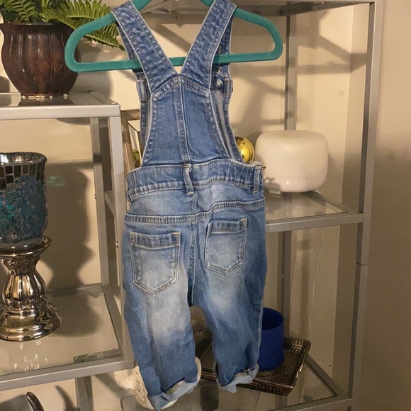 Toddler jean overalls - Picture 2 of 2